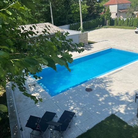 Plavi Resort Vinci Ngoại thất bức ảnh